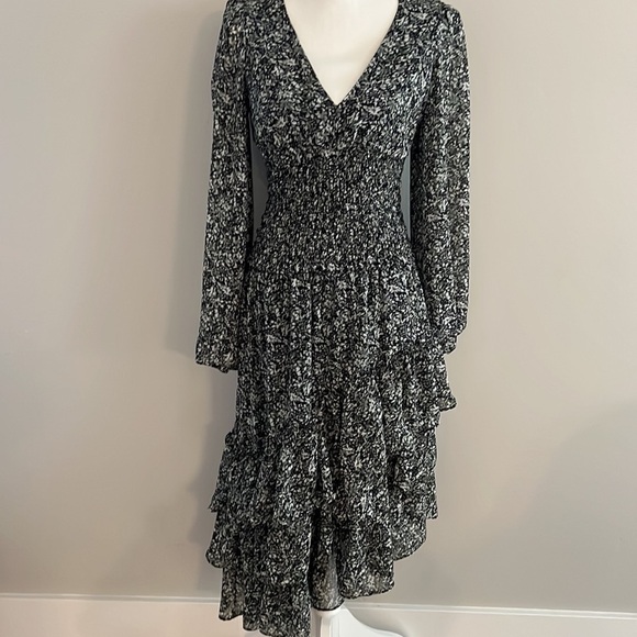 Astr Ruffle Chiffon Floral Dress - Picture 5 of 12